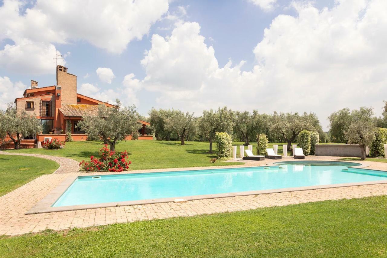 Villa In Via Della Marcigliana Casale Torre San Giovanni Exterior foto